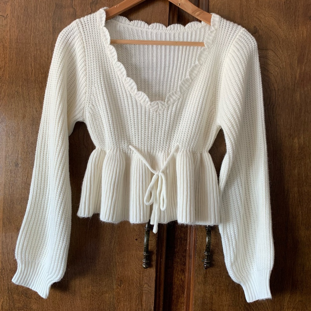 White Knit V-Neck Peplum Sweater